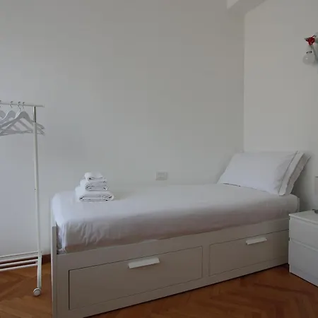 La Torre - By Myhomeincomo Apartment *