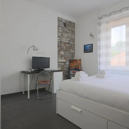 Apartment La Torre - By Myhomeincomo Como